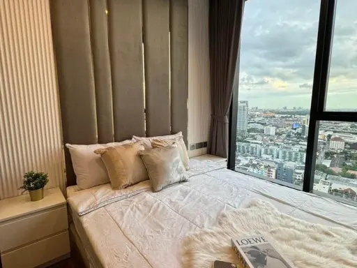 For rent: Ideo Q Sukhumvit 36, very beautiful room, built-in decoration throughout the room, Bang Krachao River view, hurry and book before you miss o