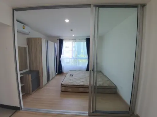 ขาย คอนโด นิช ไอดี เสรีไทย-วงแหวน ห้องมุม เป็นส่วนตัว ไม่ติดลิฟต์ เฟอร์นิเจอร์จัดเต็ม รีบจองเลย!!