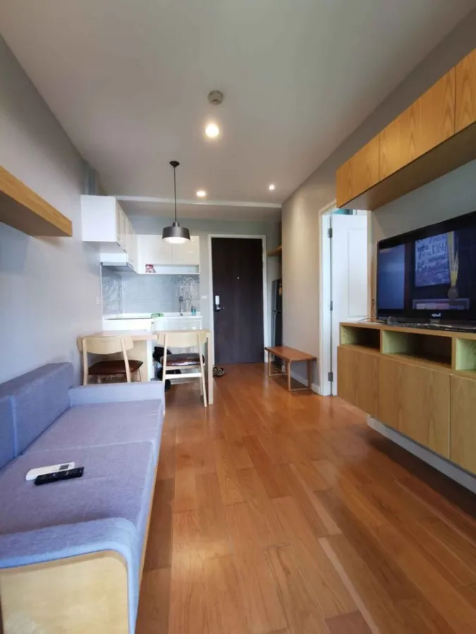 Condolette Dwell Sukhumvit 26 for sale/rent, good location, close to many shopping centers, convenient transportation, good price, don't miss it!!