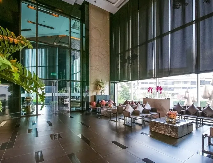 ขาย ปล่อยเช่า คอนโด Rhythm สาธร ห้องกว้างขวาง ชั้น 38 เป็น City view จองด่วนๆ อย่ารอช้า