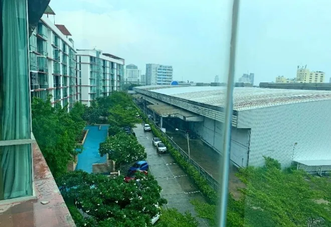 Condo for sale: The Iris Rama 9 - Srinakarin, room ready to move in. Complete in one place Not buying is making a big mistake.