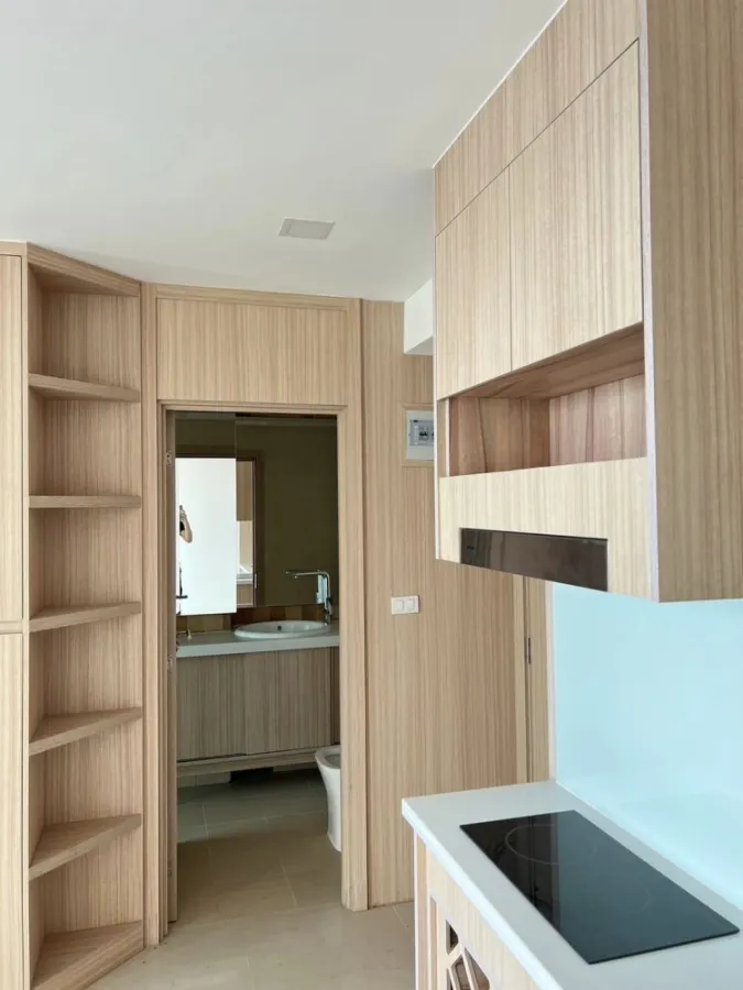 City Garden Tower for sale (South Pattaya), empty room, built-in, high floor, renovation line, don't miss it.