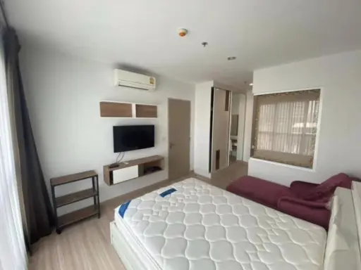 Condo for sale, The Hotel Service, 12A floor, beautiful room with furniture and electrical appliances.