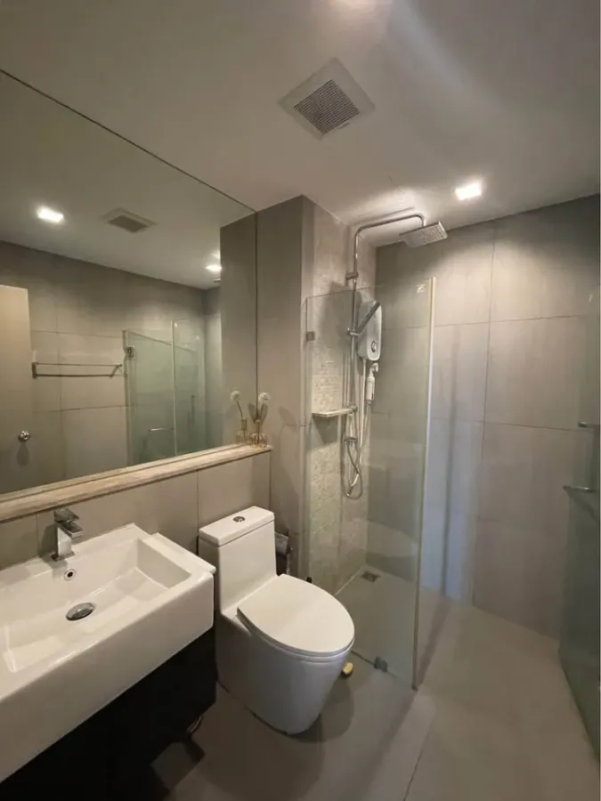 For rent: The Politan Rive, ready to move in, high floor, fully furnished, reserve now.