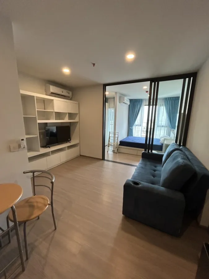 For rent: Aspire Sukhumvit - Rama 4. Beautiful, luxurious and comfortable. Book now!!