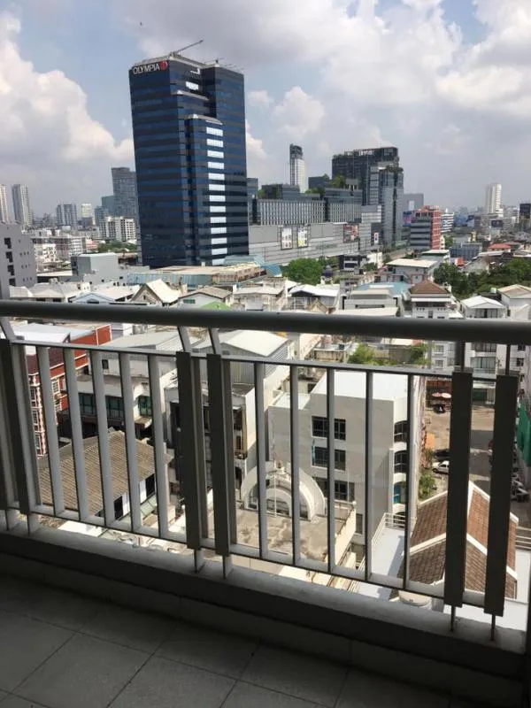 Sell ​​Rhythm Ratchada, 1 bedroom, 1 bathroom, very new interior, fully furnished, buy it yourself or buy an investment, it's worth it. Hurry up.