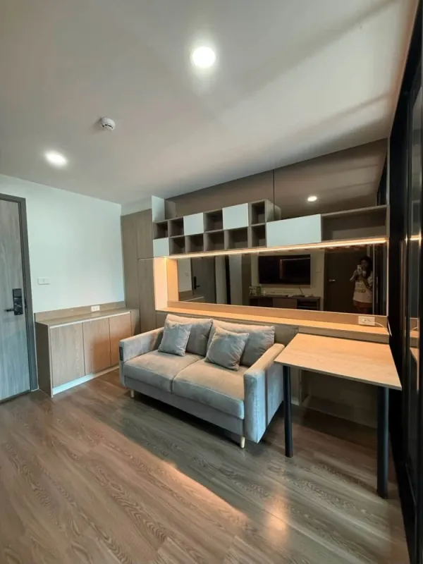 ปล่อยห้องเช่า คอนโดออริจิ้น รัชดา-ลาดพร้าว Type 1 bed plus วิวโล่ง ทิศใต้ ห้องติดฟิล์มกันร้อน เครื่องใช้ไฟฟ้าครบ จองเลย