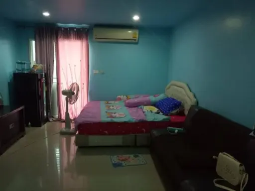 Sale Regent Home 5 Ratchada 19 rooms ready to move in. just one bag You can go in now. Don't wait. Hurry up to reserve.