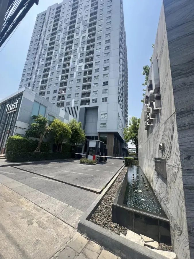 For sale rent ISSI Condo Suksawat ชั้นสูง วิวสระน้ำ มาพร้อมราคาสุดคุ้ม รีบมาจับมาจองเลยจ้า