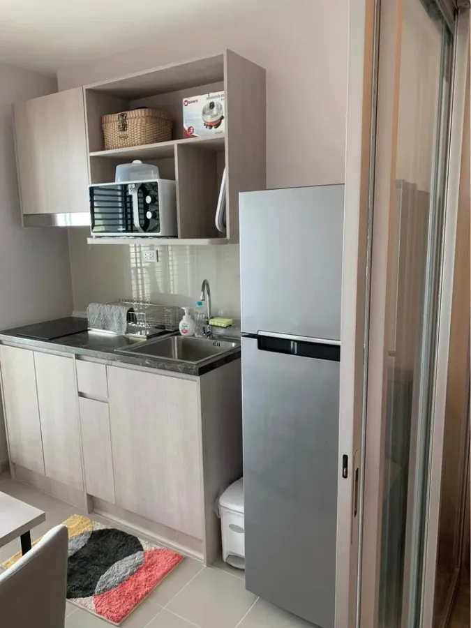 For rent: Elio Wutthakat-Sathorn, high floor unit, fully furnished, spacious and comfortable. Book now!