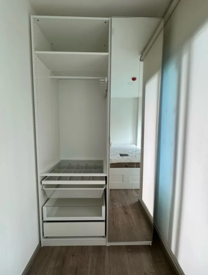 For sale: ASPIRE Pinklao - Arun Ammarin, 4th floor, pool view, fully furnished, interested, reserve now, urgent.