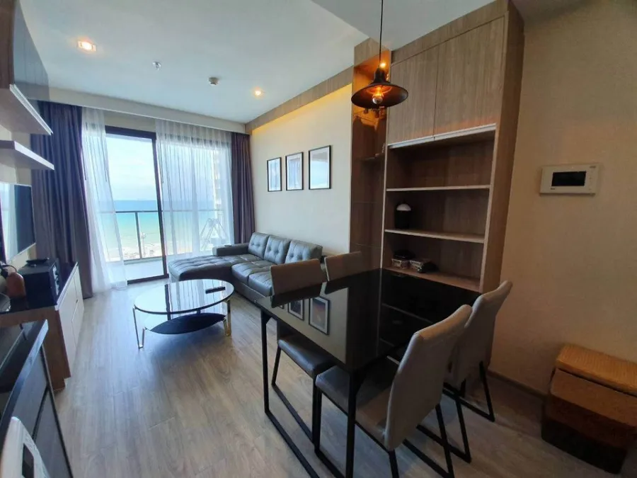 For sale to rent, Aeras Condo, 7th floor, extremely beautiful sea view. The room is well decorated with Buit-Ins. Sea lovers shouldn't miss it. Book n
