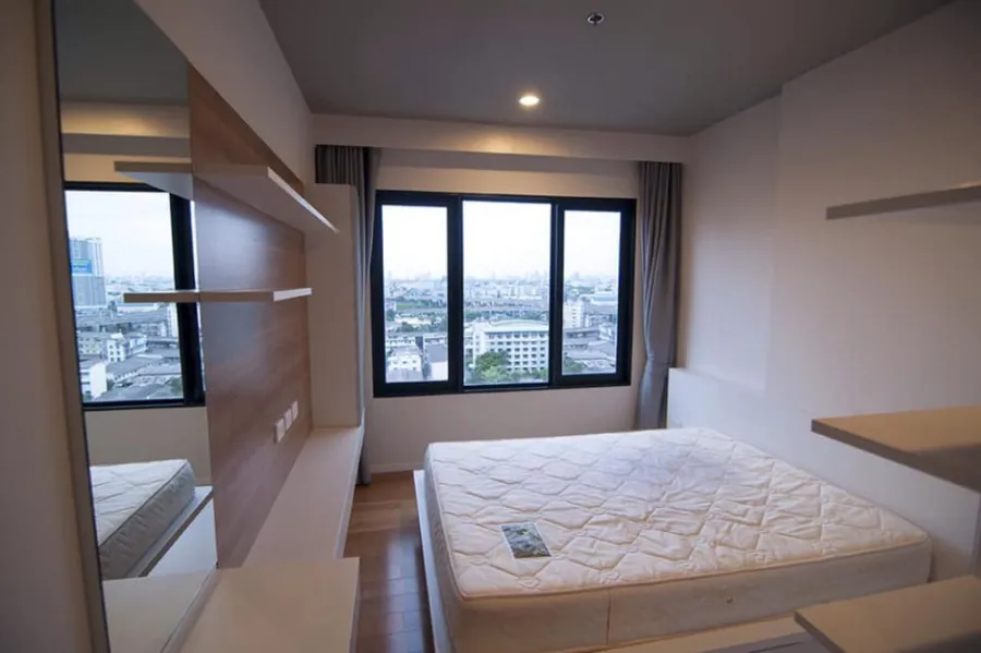 ขาย ให้เช่า คอนโด บลอคส์ 77 ชั้น 14 ห้องมุม ขนาด 45 ตร.ม. พร้อมอยู่ รีบจองด่วน!!