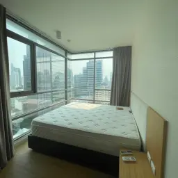 Rent condo Siamese Surawong