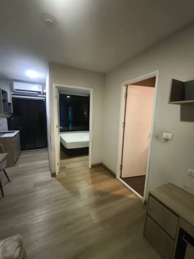 For rent: The Indeed Condo Amata, 1 bedroom, 1 bathroom, fully furnished, ready to move in.