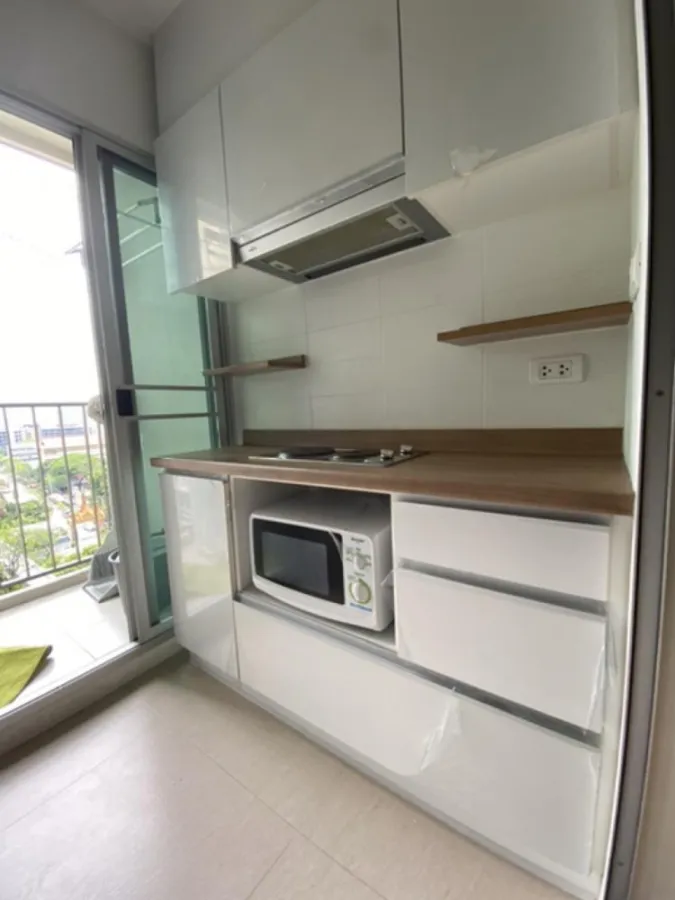 For rent!! Condo U Delight @ On Nut Station, 10th floor, pool view. Fully furnished Ready to move in!!