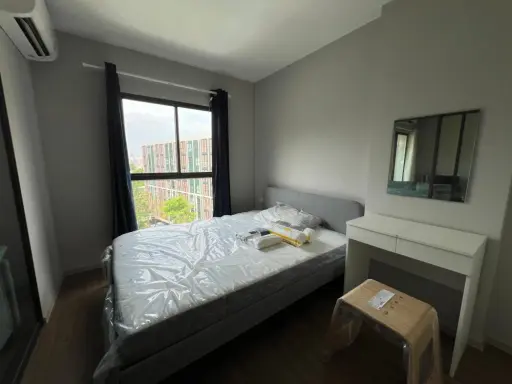 For rent: Lumpini Selected Charan 65 - Sirindhorn Station, ready to move in, swimming pool view, very chill atmosphere, urgent