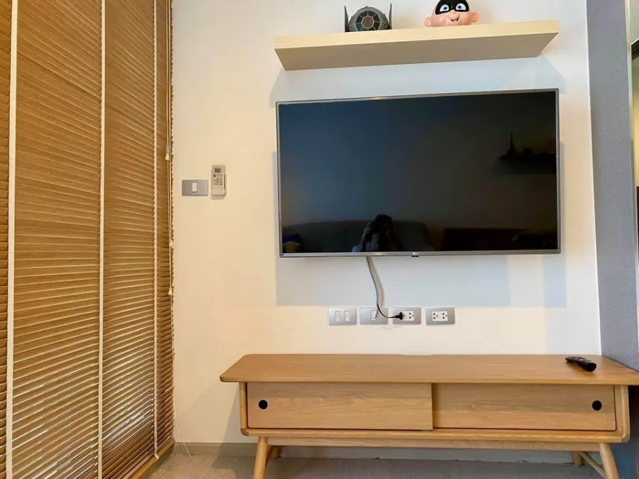 ขาย ให้เช่า ริทึ่ม สุขุมวิท 36-38 ชั้นสูง ห้องพร้อมอยู่ เฟอร์นิเจอร์ครบชุด อย่ามัวแต่มองด่วนจ้า