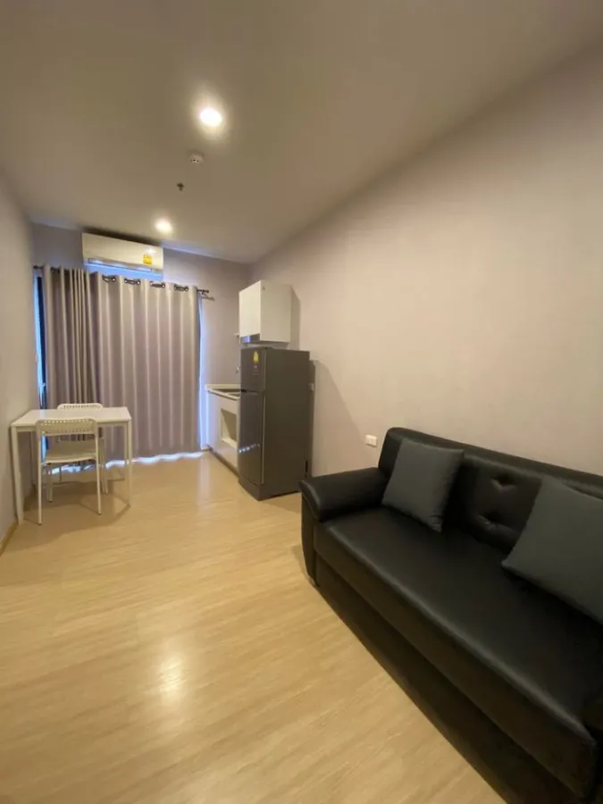 For rent, Plum Condo Pinklao Station, near the university, near the mall, convenient to travel, ready to move in, hurry and book now!!