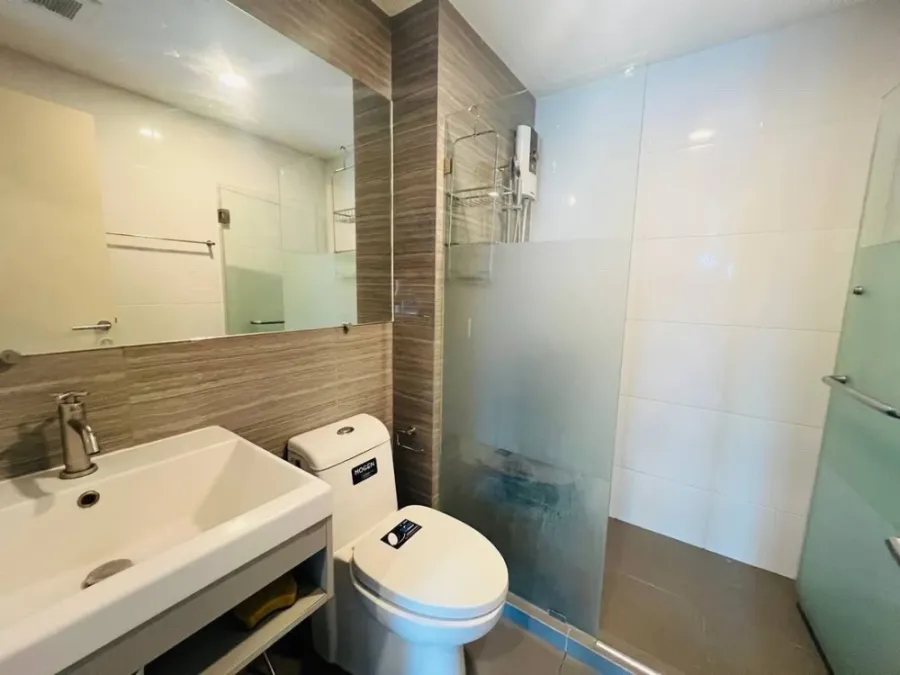 ขาย Knightsbridge Phaholyothin-Interchange ชั้น 10 ห้องมุม แต่งครบ จองเลย