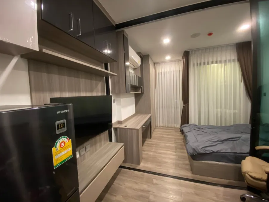Brown Condo รัชดา 32 ให้เช่า พร้อมเฟอร์ Built-in เครื่องใช้ไฟฟ้าครบ พร้อมอยู่สุดๆ ย้ายด่วนๆเลยจ้า
