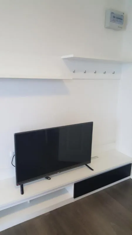 Urgent for rent !! D Condo Campus Resort Bangna, beautiful room, lots of furniture, corner room, don't miss !!