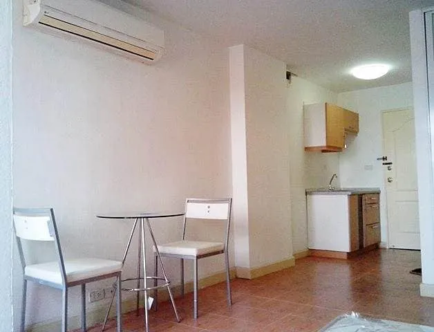 For rent Prima Srinakarin, room ready to move in. Complete furniture Just carry one bag and move in.