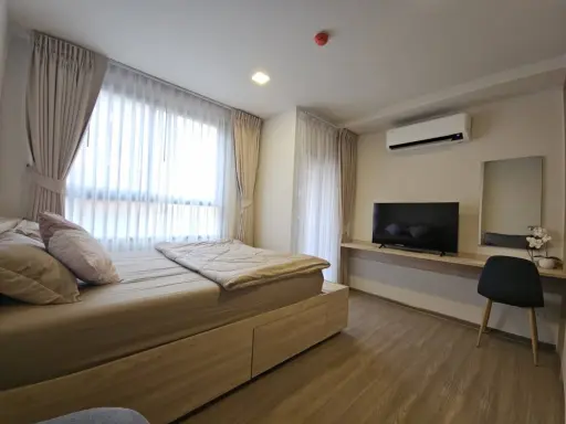 Condo for rent at The Muve Bangna, ready to move in, with all amenities. Hurry and book now, don't miss out!
