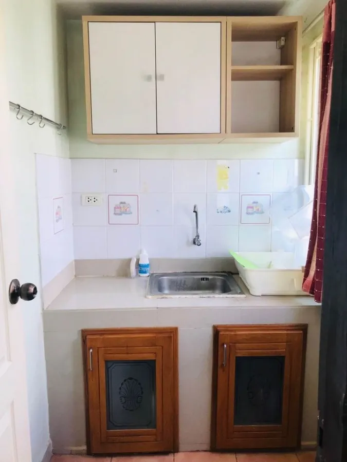 Condo for rent, Regent Home 1, Phahonyothin 67, studio room, decorated in bright colors, low price, just come and move in.