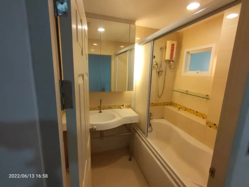 ให้เช่า คอนโด Life @ Ratchada ลาดพร้าว 36 ห้องกว้างสุดๆ ได้วิวเมืองไม่มีตึกบัง ไม่จองแล้วจะเสียใจนะ