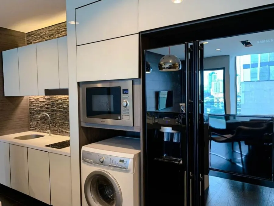 Condo for rent, Noble Remix Sukhumvit 36, large room, comfortable, good built-in furniture, book now.