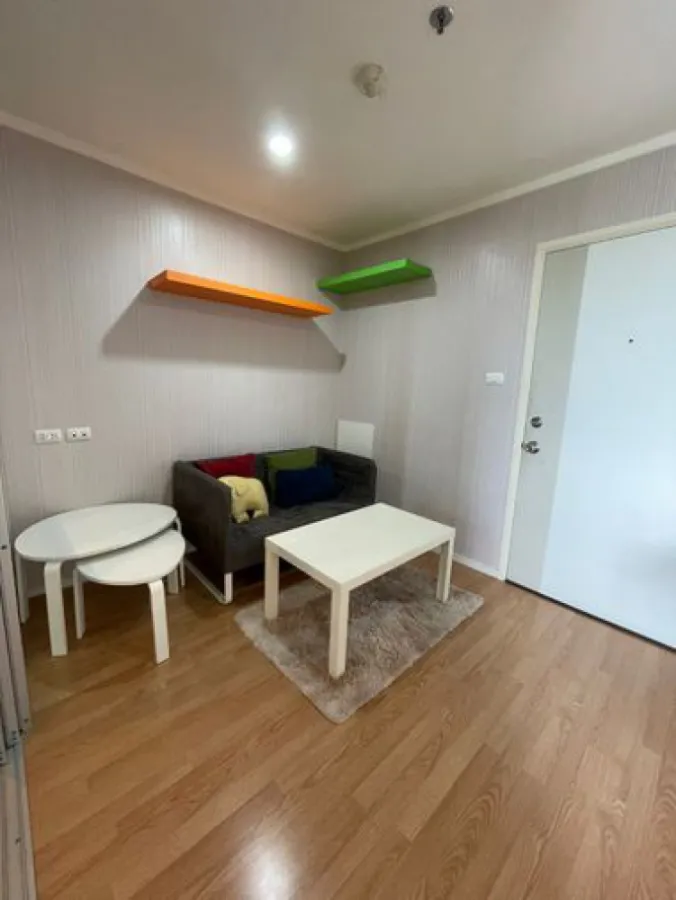 For rent, Lumpini Ville Prachachuen-Phongphet 2, good wallpaper. Separate the kitchen into proportions. Book now.