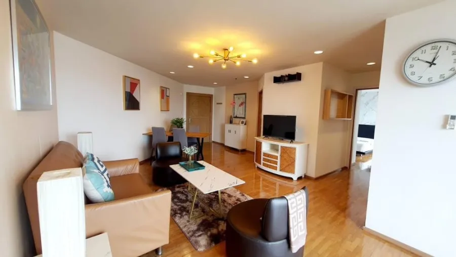 Urgent sale!! Condo River Heaven (Charoen Krung 76/1) complete with furniture + electrical appliances. Book now, don't miss it!!