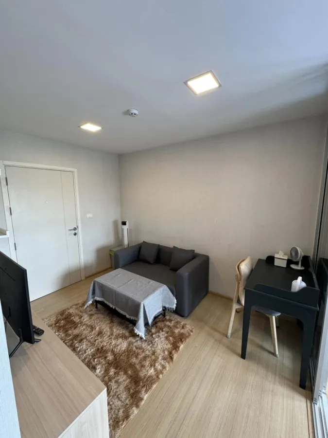 For rent: Plum Condo Rangsit Alive Phase 1, 6th floor, outside view, fully furnished room, ready to move in, reserve now, hurry!