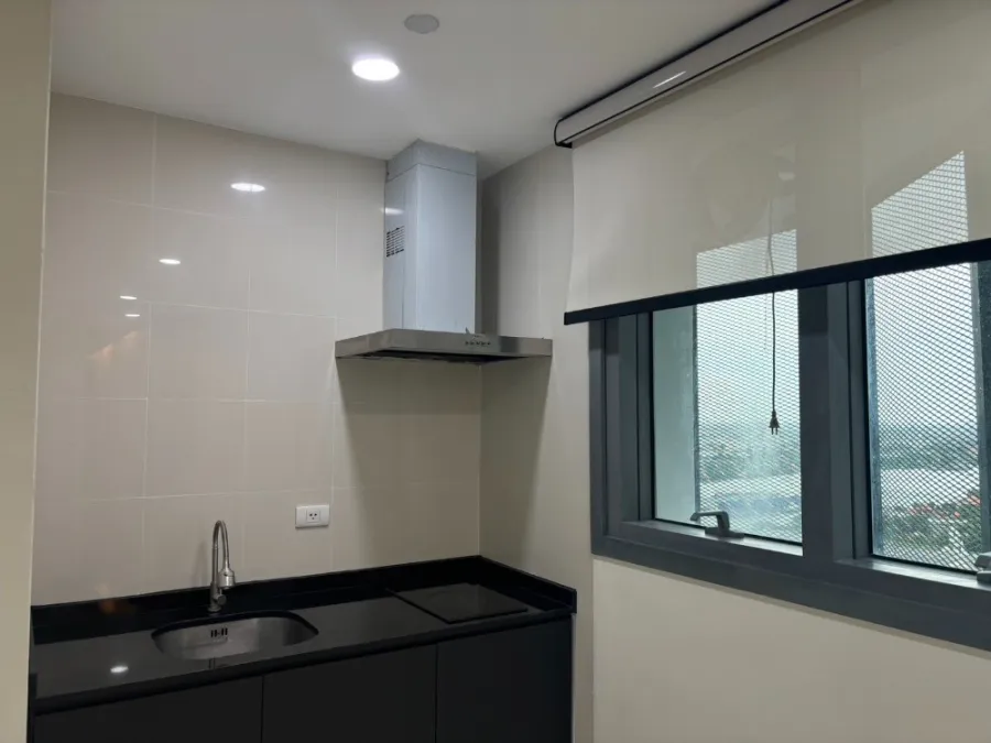 For rent, The Pano condo, high floor, very large room, beautiful view, fully furnished, you shouldn't miss it.