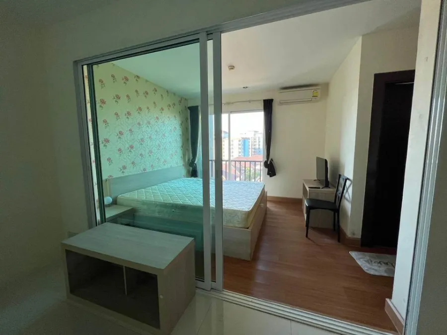 For sale: Park Siri Condo Resort Bangsaen, 6th floor, separate room, fully furnished, hurry and become the owner.