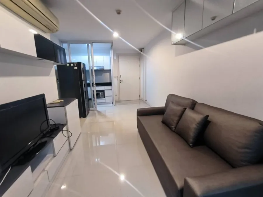 ขายคอนโด ซิลค์ สนามเป้า ห้องตกแต่งสวยพร้อมเฟอร์ อย่างนี้ต้องจอง !!