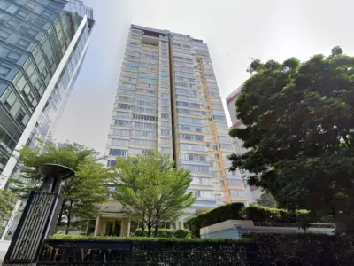 Hampton Thonglor 10