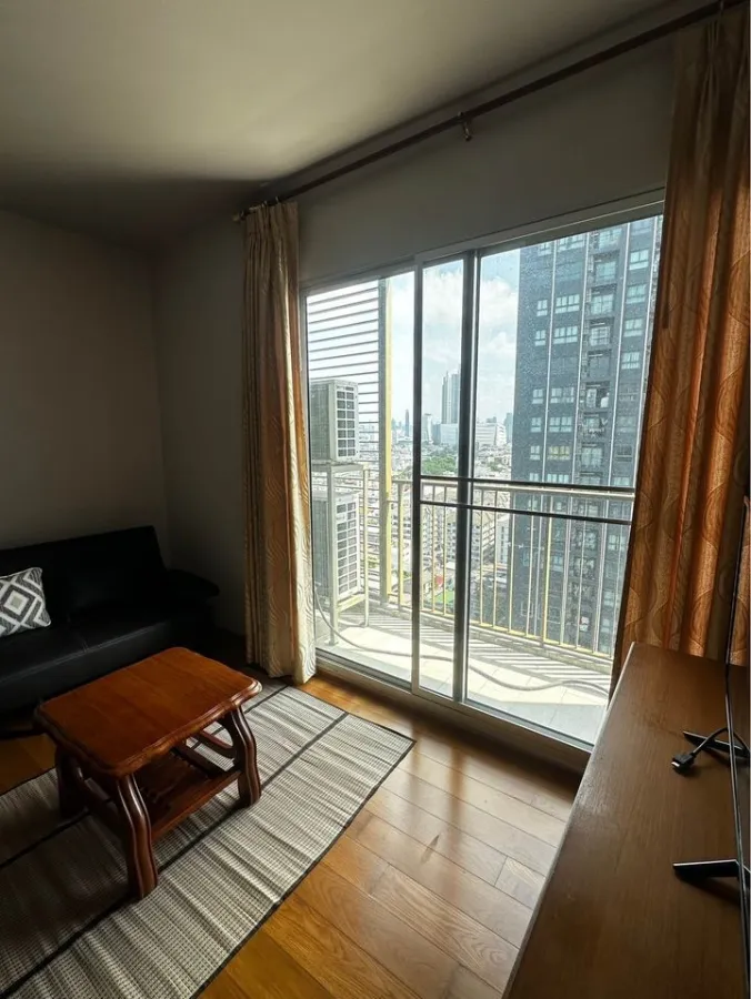 ให้เช่าคอนโด hive taksin 1 bedroom ชั้น 21 ได้วิวเมือง มาพร้อมสิ่งอำนวยความสะดวกครบ จองด่วนๆ