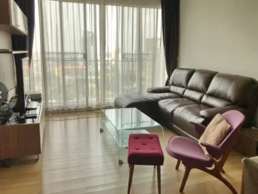 Siri at Sukhumvit for rent, fully furnished, spacious room, very inviting