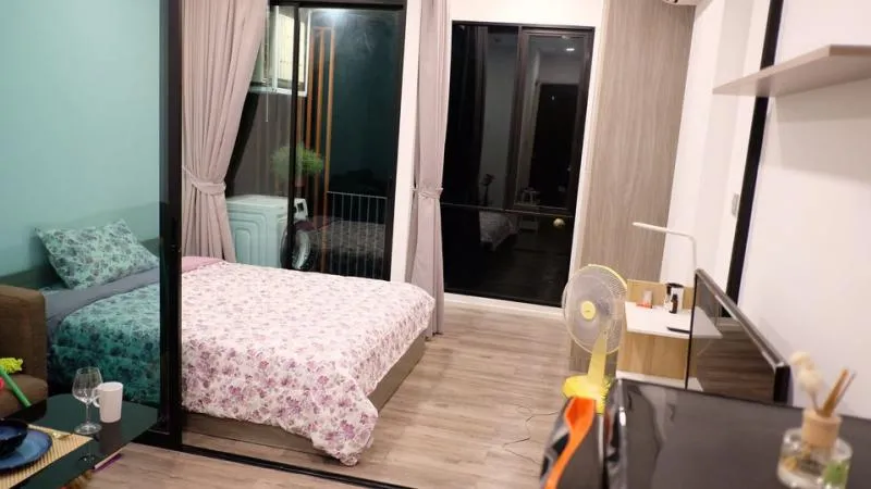 Condo for rent, Brown condo Ratchada 32, nice decorated room Divided into proportions, great views, good atmosphere, book now.