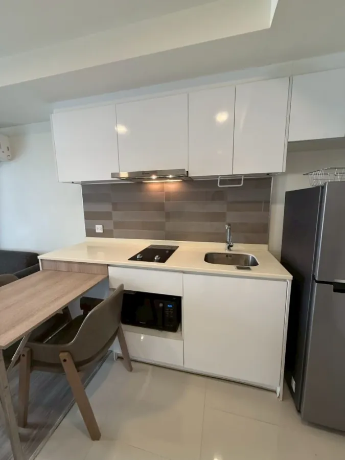 For rent: Maestro 03 Ratchada - Rama 9, 7th floor, fully furnished unit. Book now! (Limited time offer!)