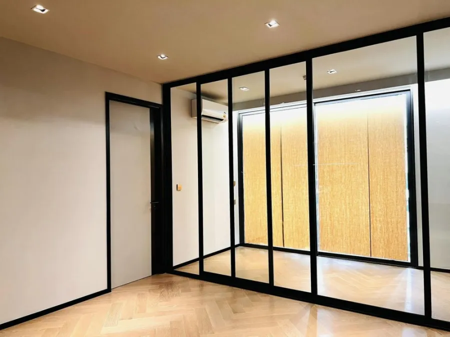 The reserve 61 hideaway 1 bedroom, 1 bathroom, size 57.70 sqm, 5th floor, north balcony, don't miss it.
