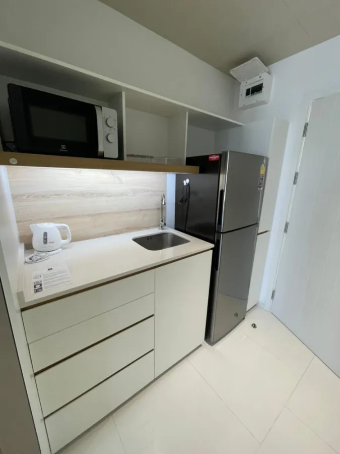 For rent Triple Y Residence ห้องบิ้วอิน สวยน่าอยู่ โทนสีไม้ ดูอบอุ่นและเป็นเอกลักษณ์ เฟอร์ครบ ด่วนนๆ