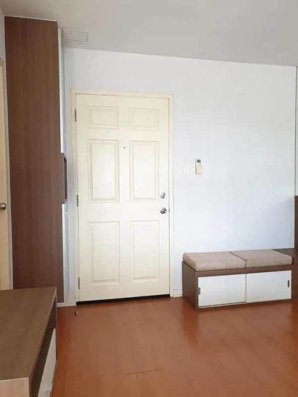 For rent Lumpini Condo Town Bodindecha - Ramkhamhaeng 5th floor, city view, built-in room Very beautiful, let me tell you !!!!