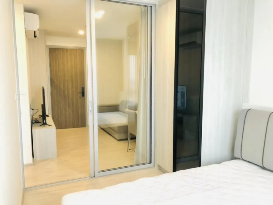 Condo for sale, rent, Niche Mono Chaengwattana, separate room, ready to move in. Convenient, all in one place. You must make a reservation.