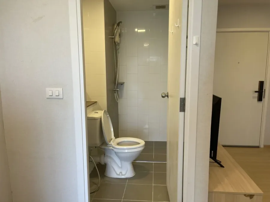 Plum Condo Rangsit Alive 1 for rent, 5th floor, unobstructed view, fully furnished. Book now! Don't miss out!