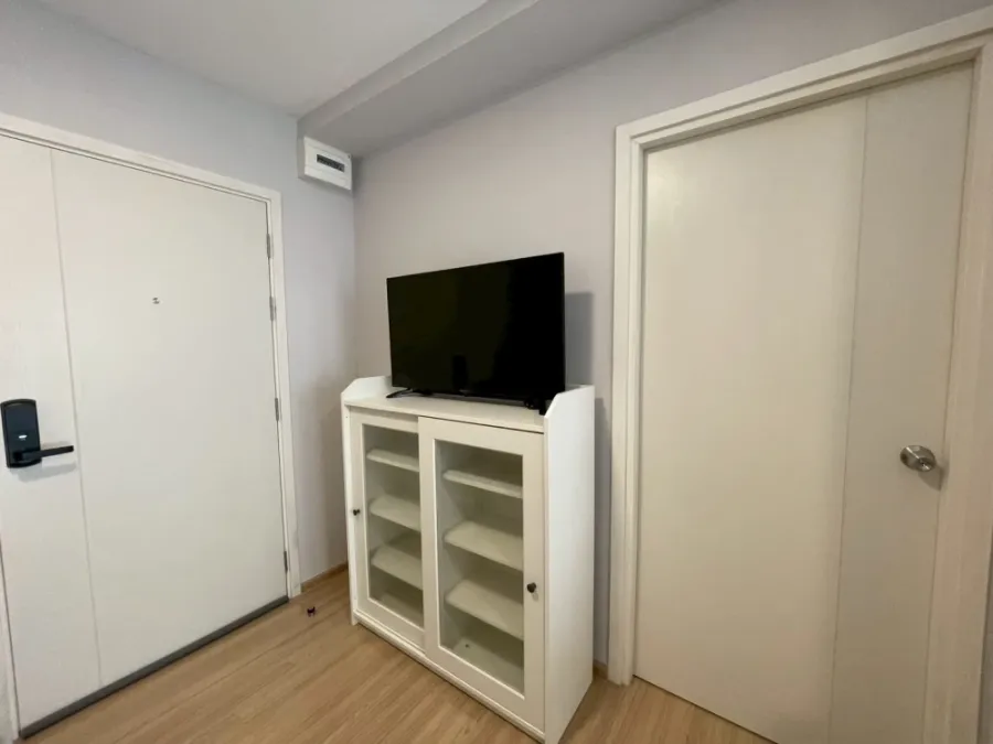 For sale or rent: Plum Condo Mix Chaengwattana. Fully furnished unit, comfortable living, complete amenities. Book now!