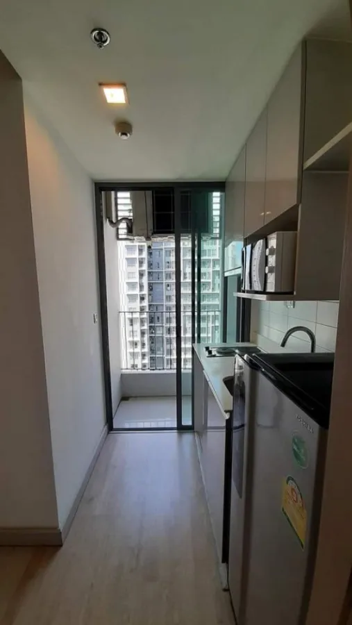 Condo for rent, Ideo Mobi Sukhumvit, set up facilities Near the shopping center, don't miss it!!