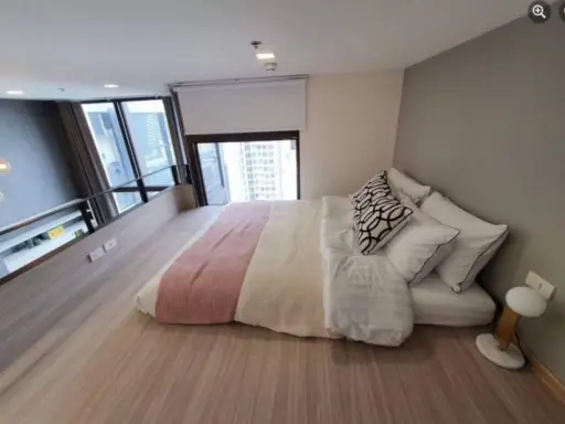 ให้เช่า Chewathai Residence Asoke ห้อง Duplex ชั้น 19 วิวดี เฟอร์และเครื่องใช้ไฟฟ้า ครบพร้อมอยู่ images